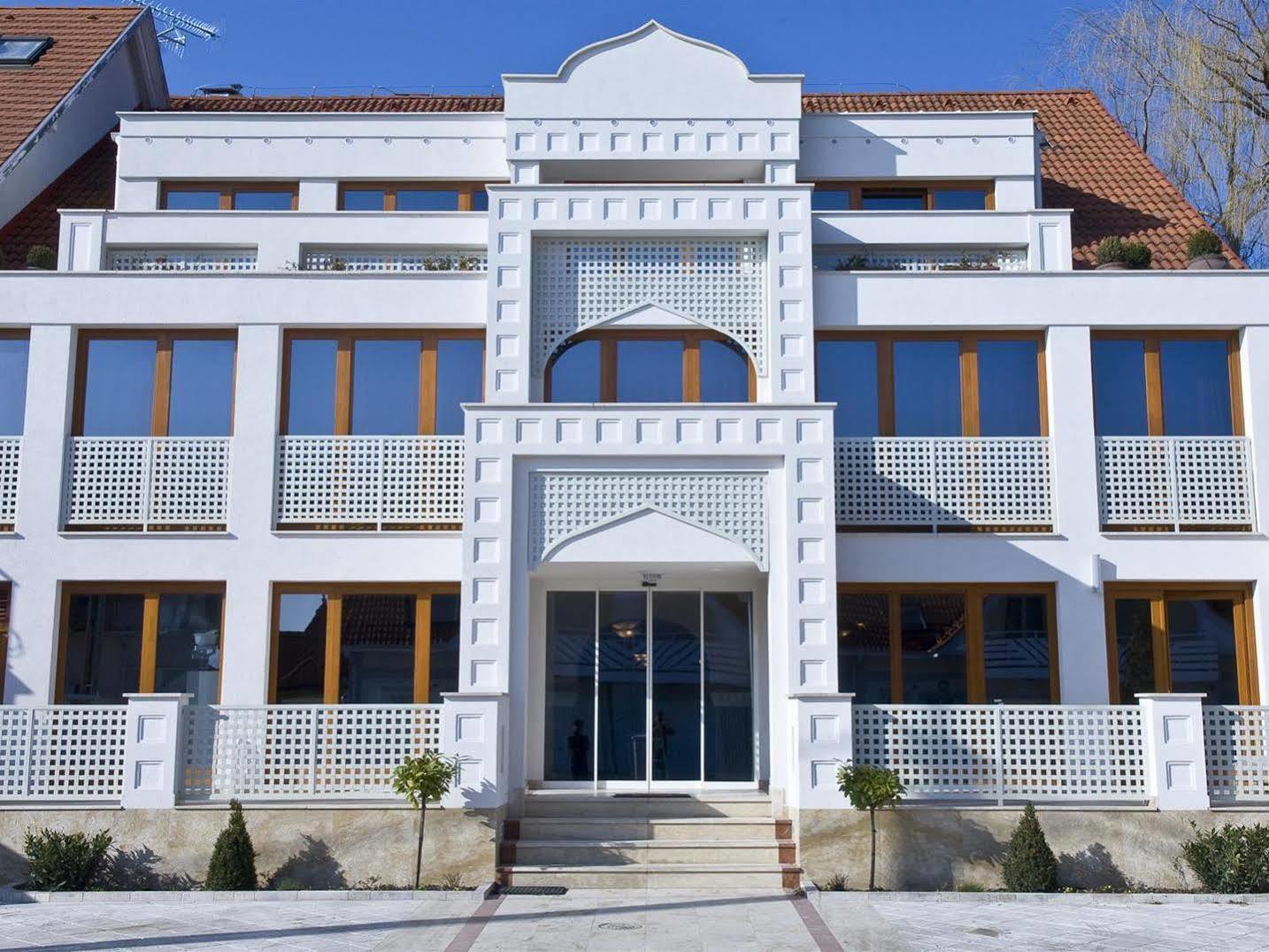 Amira Boutique Hotel Heviz Wellness & Spa Екстер'єр фото