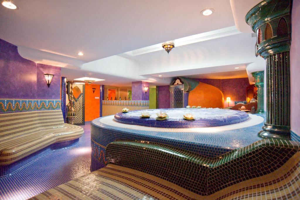 Amira Boutique Hotel Heviz Wellness & Spa Екстер'єр фото